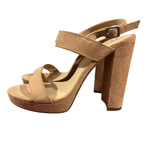 Forever21 Block Heeled Open Toe Sandals - Picture 1 of 9